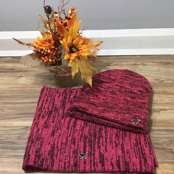 PINK Victoria's Secret Accessories - PINK Victoria’s Secret Scarf & Beanie Set